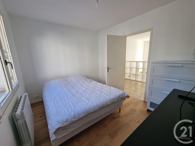 Appartement F2 &agrave; louer - 2 pi&egrave;ces - 40,26 m2 - Brie Comte Robert - 77 - ILE-DE-FRANCE
