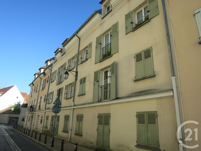 Appartement F1 &agrave; louer - 1 pi&egrave;ce - 28,10 m2 - Brie Comte Robert - 77 - ILE-DE-FRANCE