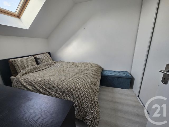 Appartement F1 bis &agrave; louer - 2 pi&egrave;ces - 29,44 m2 - Brie Comte Robert - 77 - ILE-DE-FRANCE