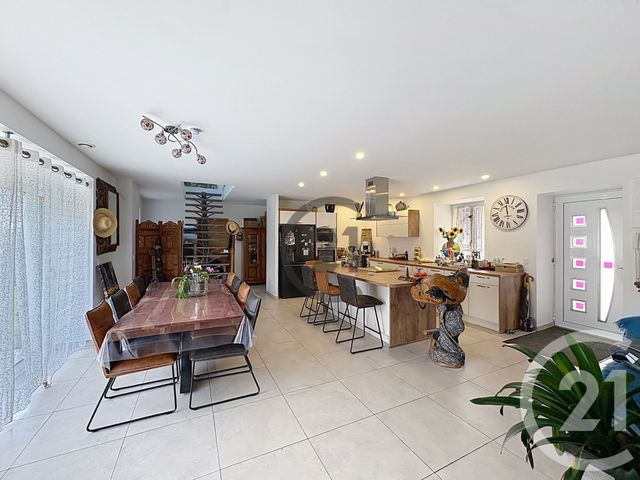 Maison &agrave; vendre - 6 pi&egrave;ces - 150 m2 - Ozouer Le Voulgis - 77 - ILE-DE-FRANCE