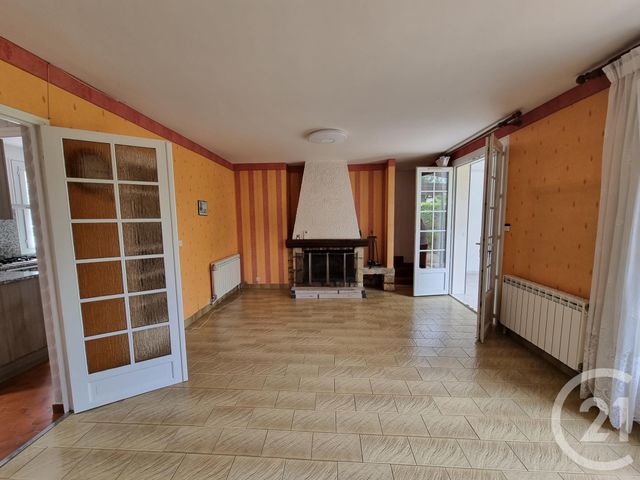 Maison &agrave; louer - 5 pi&egrave;ces - 93,05 m2 - Brie Comte Robert - 77 - ILE-DE-FRANCE