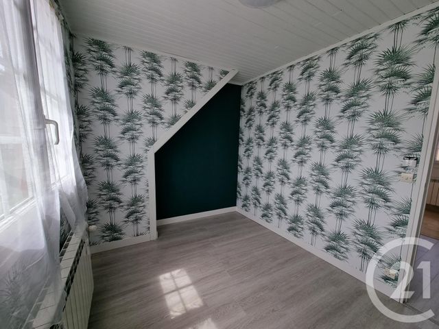 Maison &agrave; louer - 5 pi&egrave;ces - 93,05 m2 - Brie Comte Robert - 77 - ILE-DE-FRANCE