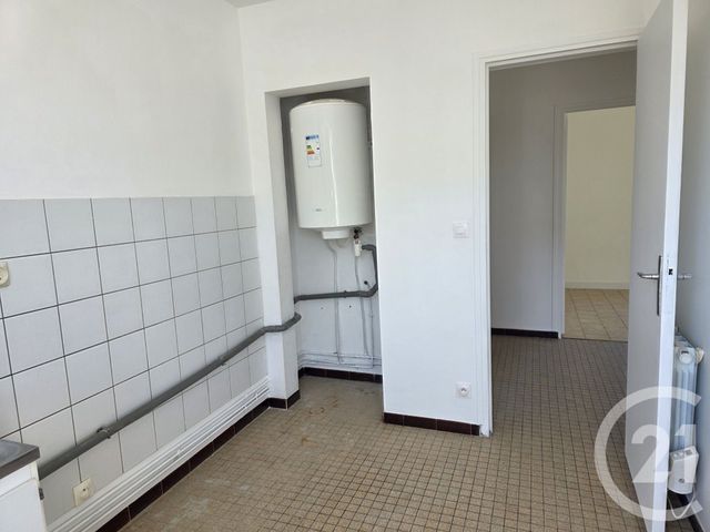 Appartement F2 &agrave; louer - 2 pi&egrave;ces - 41,65 m2 - Brie Comte Robert - 77 - ILE-DE-FRANCE
