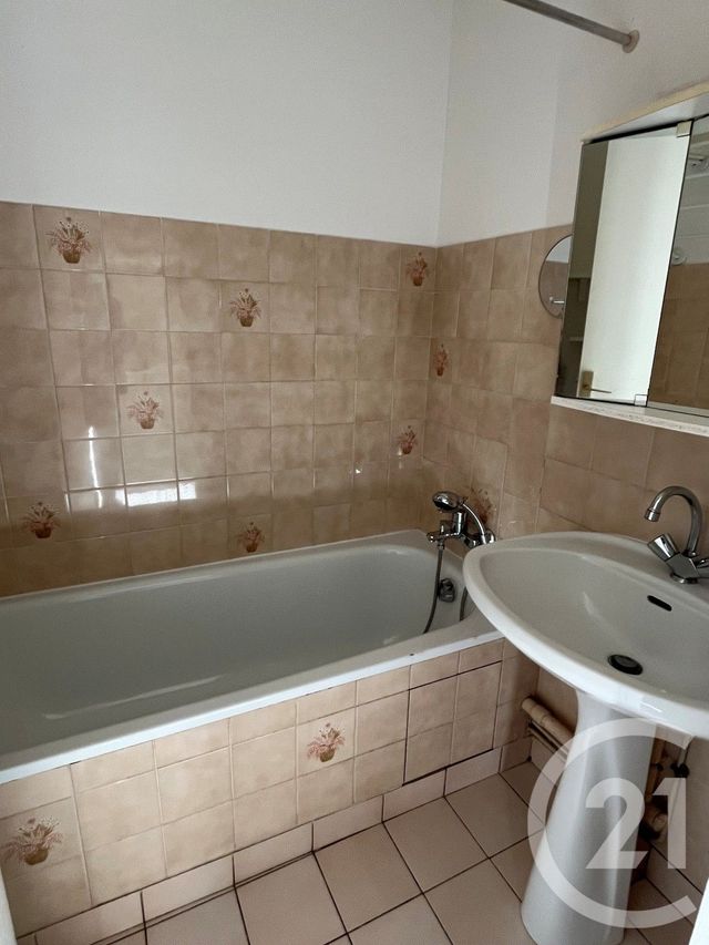 Appartement F1 &agrave; vendre - 1 pi&egrave;ce - 30 m2 - Brie Comte Robert - 77 - ILE-DE-FRANCE