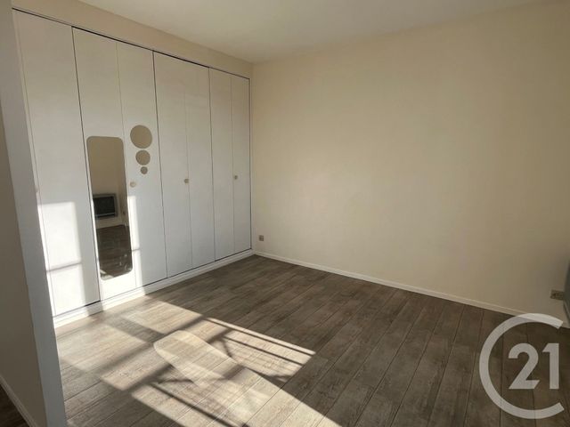 Appartement F1 &agrave; vendre - 1 pi&egrave;ce - 30 m2 - Brie Comte Robert - 77 - ILE-DE-FRANCE