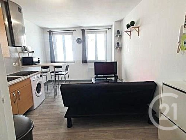 Appartement F1 &agrave; louer - 1 pi&egrave;ce - 23,40 m2 - Brie Comte Robert - 77 - ILE-DE-FRANCE