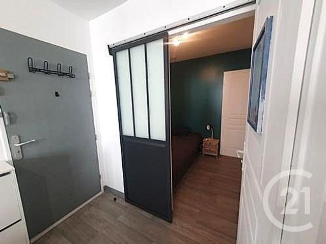 Appartement F1 &agrave; louer - 1 pi&egrave;ce - 23,40 m2 - Brie Comte Robert - 77 - ILE-DE-FRANCE