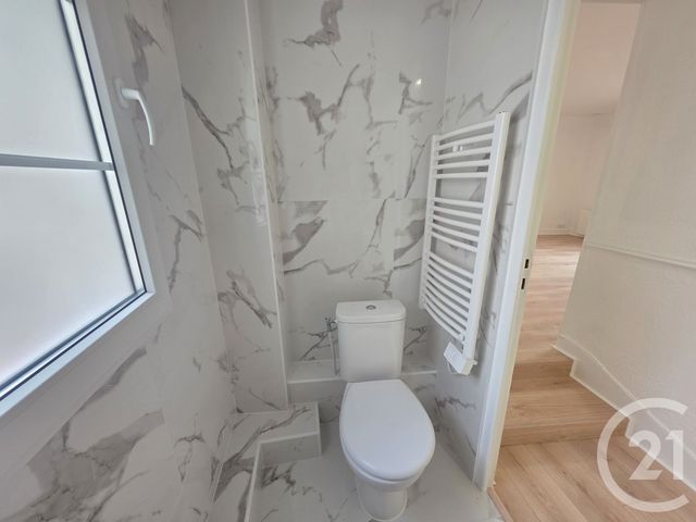 Appartement Studio &agrave; louer - 1 pi&egrave;ce - 27,35 m2 - Brie Comte Robert - 77 - ILE-DE-FRANCE