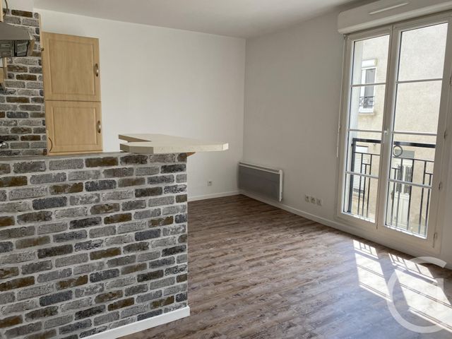 Appartement F1 &agrave; louer - 1 pi&egrave;ce - 26,70 m2 - Brie Comte Robert - 77 - ILE-DE-FRANCE