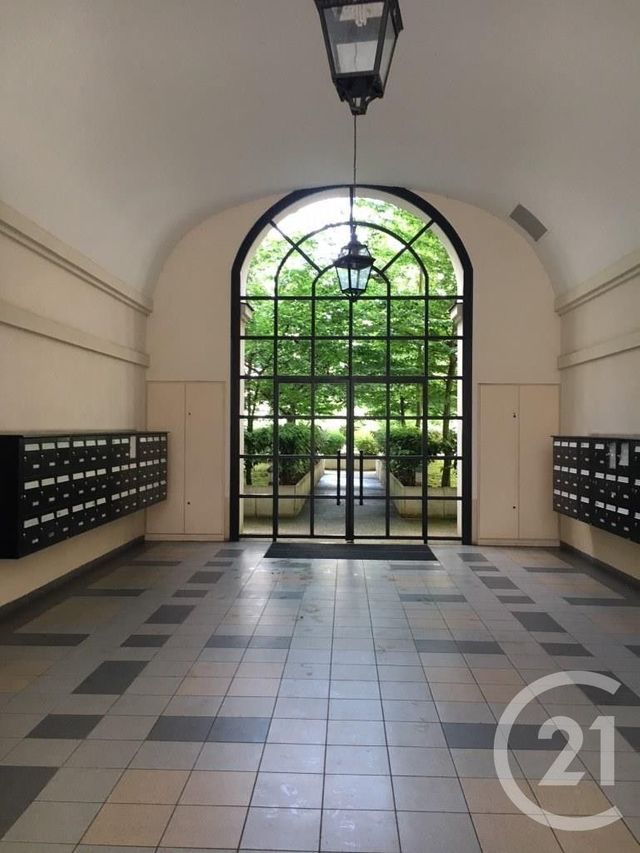 Appartement Studio &agrave; louer - 1 pi&egrave;ce - 36,30 m2 - Le Perreux Sur Marne - 94 - ILE-DE-FRANCE