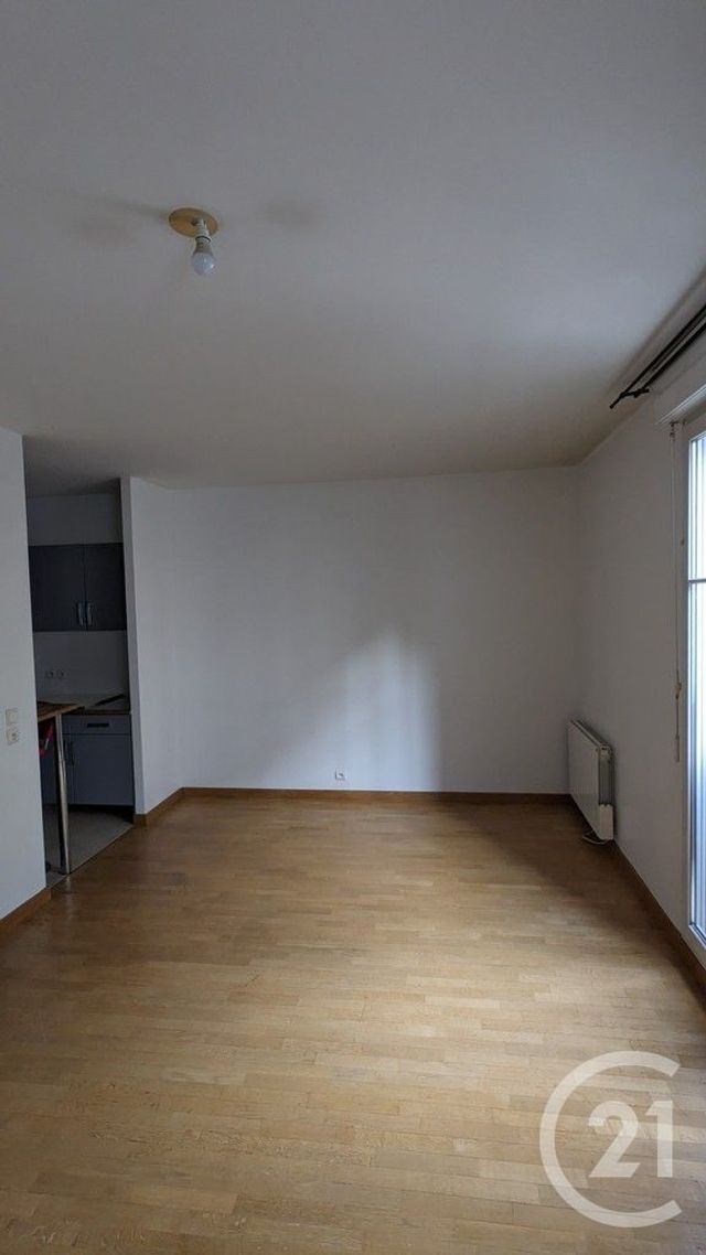 Appartement Studio &agrave; louer - 1 pi&egrave;ce - 36,30 m2 - Le Perreux Sur Marne - 94 - ILE-DE-FRANCE