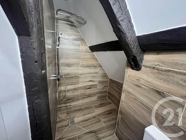 Appartement T1 &agrave; louer - 1 pi&egrave;ce - 35,84 m2 - Brie Comte Robert - 77 - ILE-DE-FRANCE