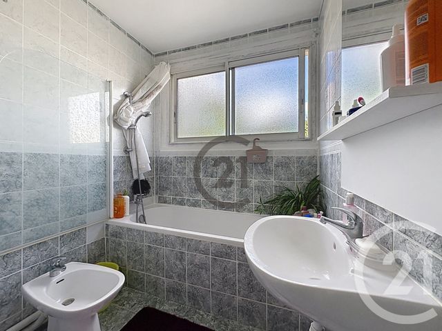 Maison &agrave; vendre - 5 pi&egrave;ces - 108,38 m2 - Pontault Combault - 77 - ILE-DE-FRANCE