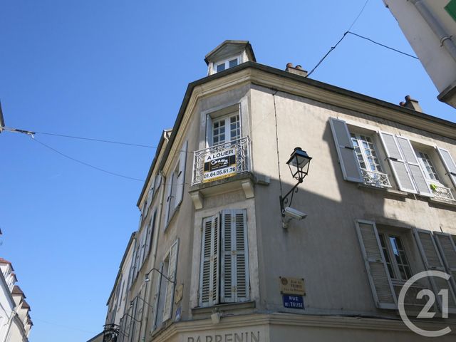 Appartement F1 &agrave; louer - 1 pi&egrave;ce - 30,33 m2 - Brie Comte Robert - 77 - ILE-DE-FRANCE