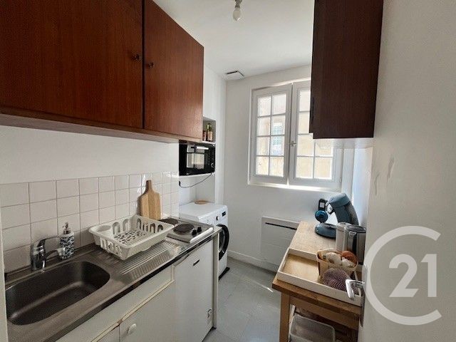 Appartement F1 &agrave; louer - 1 pi&egrave;ce - 30,33 m2 - Brie Comte Robert - 77 - ILE-DE-FRANCE