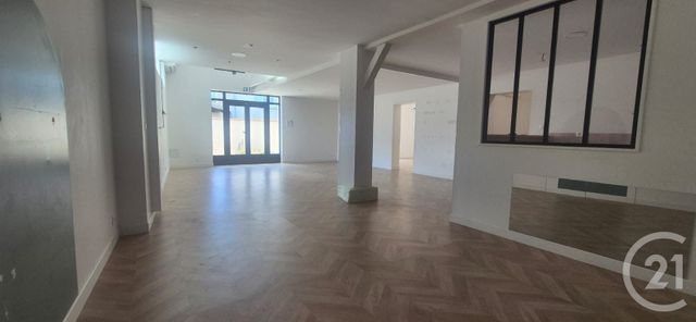 Appartement &agrave; louer - 5 pi&egrave;ces - 140,06 m2 - Servon - 77 - ILE-DE-FRANCE