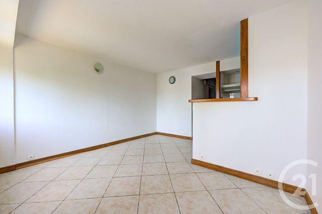 Appartement Studio &agrave; vendre - 1 pi&egrave;ce - 29 m2 - Boussy St Antoine - 91 - ILE-DE-FRANCE