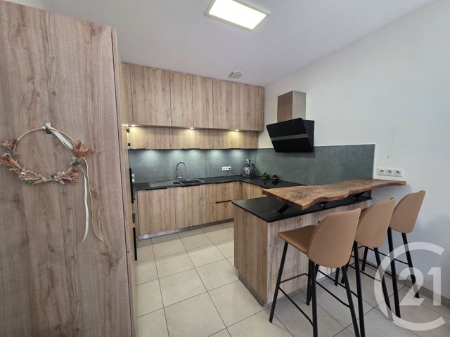 Maison &agrave; louer - 6 pi&egrave;ces - 141,16 m2 - Evry Gregy Sur Yerre - 77 - ILE-DE-FRANCE