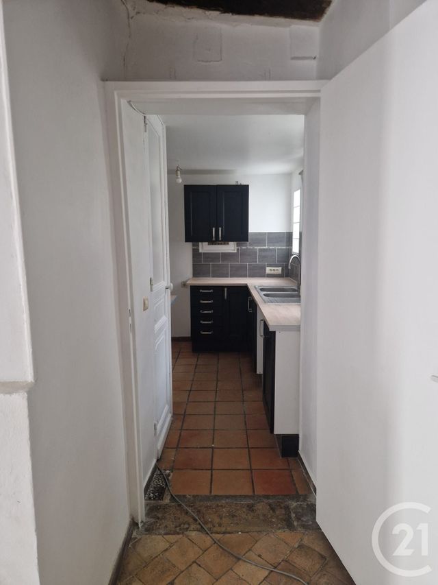 Maison &agrave; louer - 3 pi&egrave;ces - 74,85 m2 - Brie Comte Robert - 77 - ILE-DE-FRANCE