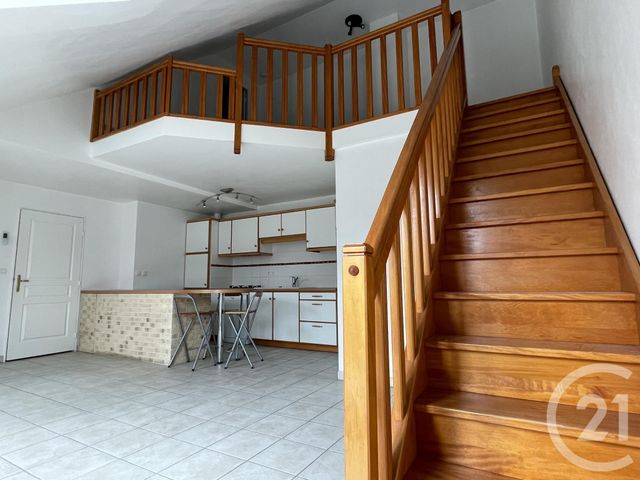 Appartement F2 &agrave; louer - 2 pi&egrave;ces - 51,89 m2 - Brie Comte Robert - 77 - ILE-DE-FRANCE