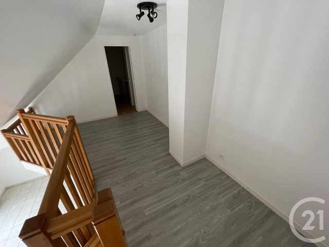 Appartement F2 &agrave; louer - 2 pi&egrave;ces - 51,89 m2 - Brie Comte Robert - 77 - ILE-DE-FRANCE