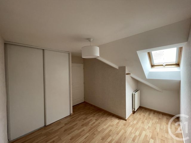 Appartement F2 &agrave; louer - 2 pi&egrave;ces - 51,89 m2 - Brie Comte Robert - 77 - ILE-DE-FRANCE