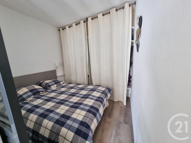 Appartement Studio &agrave; louer - 1 pi&egrave;ce - 30,35 m2 - Brie Comte Robert - 77 - ILE-DE-FRANCE