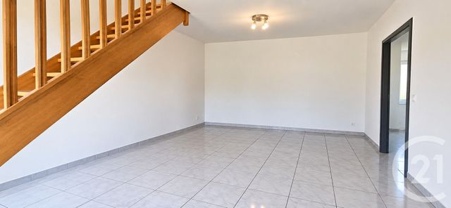 Appartement F3 &agrave; louer - 3 pi&egrave;ces - 57,95 m2 - Brie Comte Robert - 77 - ILE-DE-FRANCE