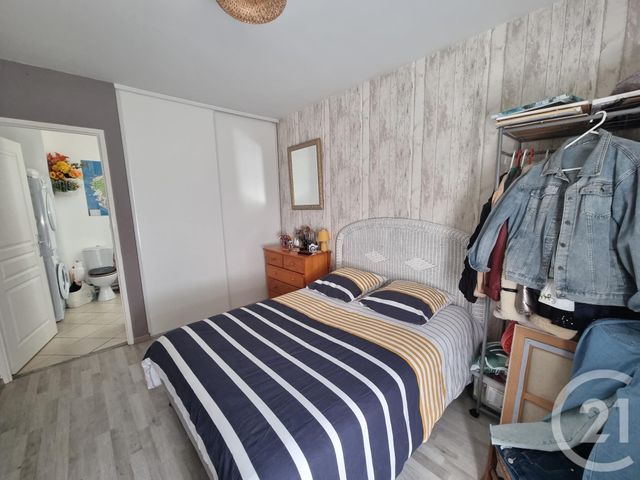 Appartement F2 &agrave; louer - 2 pi&egrave;ces - 39,67 m2 - Brie Comte Robert - 77 - ILE-DE-FRANCE