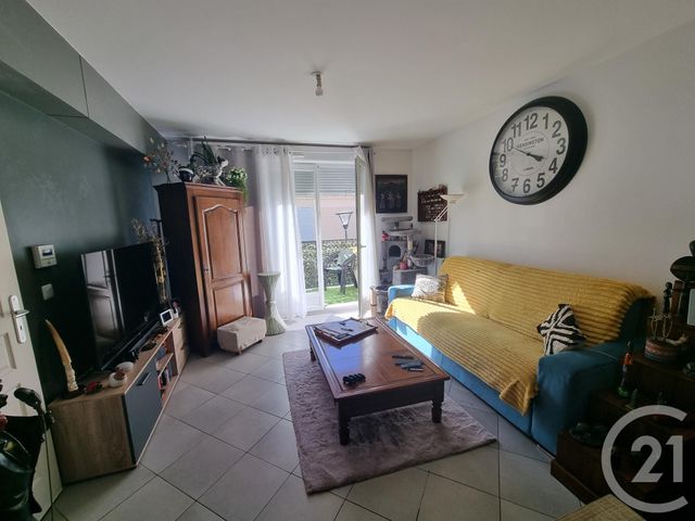 Appartement F2 &agrave; louer - 2 pi&egrave;ces - 39,67 m2 - Brie Comte Robert - 77 - ILE-DE-FRANCE
