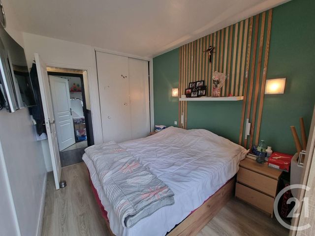 Appartement F3 &agrave; louer - 3 pi&egrave;ces - 62,95 m2 - Brie Comte Robert - 77 - ILE-DE-FRANCE