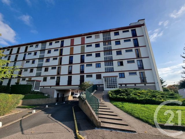 Appartement F3 &agrave; louer - 3 pi&egrave;ces - 62,95 m2 - Brie Comte Robert - 77 - ILE-DE-FRANCE