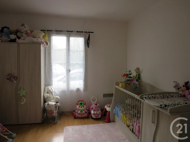 Appartement F2 &agrave; louer - 2 pi&egrave;ces - 47,22 m2 - Brie Comte Robert - 77 - ILE-DE-FRANCE