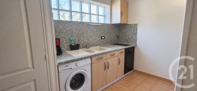 Appartement F2 &agrave; louer - 2 pi&egrave;ces - 34 m2 - Brie Comte Robert - 77 - ILE-DE-FRANCE