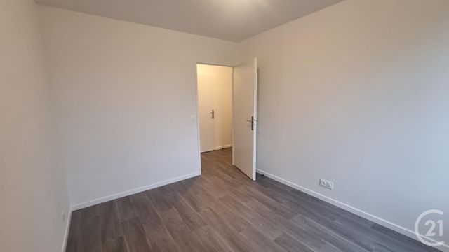 Appartement F3 &agrave; louer - 3 pi&egrave;ces - 64,10 m2 - St Pierre Du Perray - 91 - ILE-DE-FRANCE