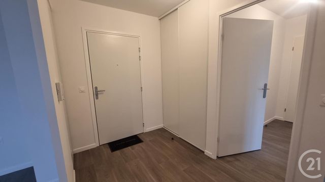 Appartement F3 &agrave; louer - 3 pi&egrave;ces - 64,10 m2 - St Pierre Du Perray - 91 - ILE-DE-FRANCE