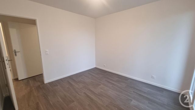 Appartement F3 &agrave; louer - 3 pi&egrave;ces - 64,10 m2 - St Pierre Du Perray - 91 - ILE-DE-FRANCE