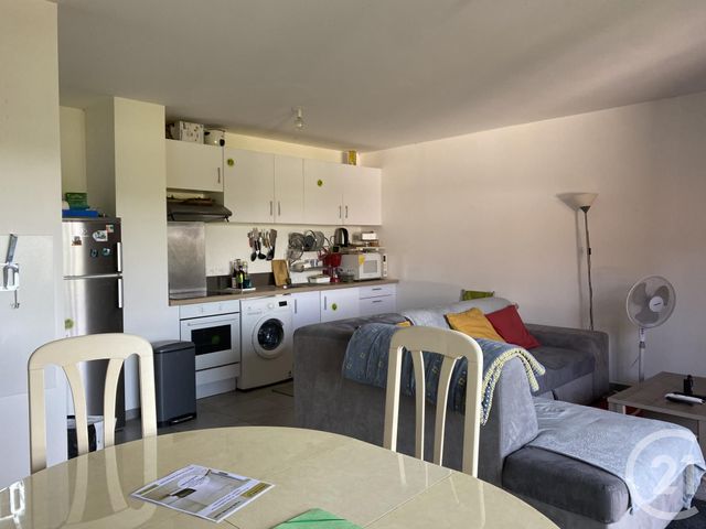 Appartement F2 &agrave; louer - 2 pi&egrave;ces - 51,42 m2 - Santeny - 94 - ILE-DE-FRANCE
