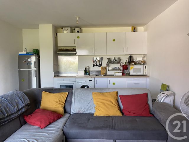 Appartement F2 &agrave; louer - 2 pi&egrave;ces - 51,42 m2 - Santeny - 94 - ILE-DE-FRANCE