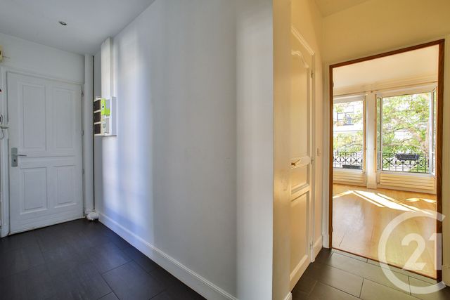 Appartement F4 à vendre - 4 pièces - 75,49 m2 - Montrouge - 92 - ILE-DE-FRANCE