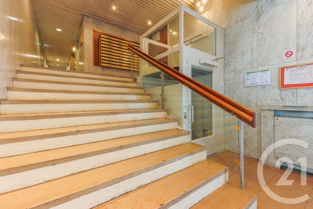 Appartement F3 à vendre - 3 pièces - 67,82 m2 - Montrouge - 92 - ILE-DE-FRANCE