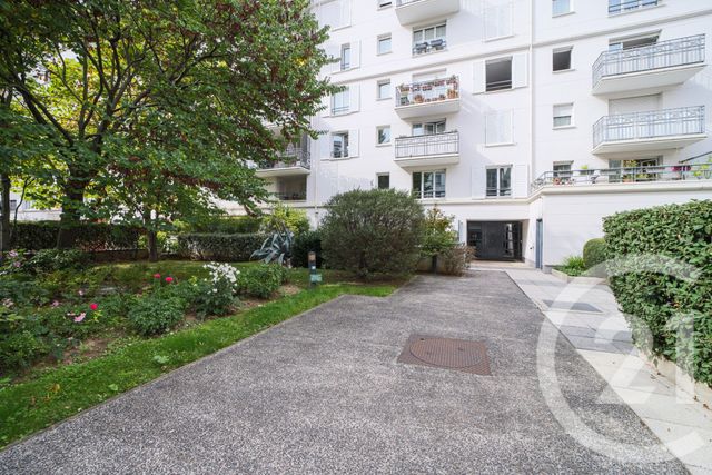 Appartement F2 à vendre - 2 pièces - 47 m2 - Montrouge - 92 - ILE-DE-FRANCE