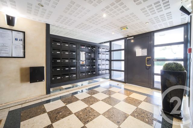 Appartement F2 à vendre - 2 pièces - 47 m2 - Montrouge - 92 - ILE-DE-FRANCE