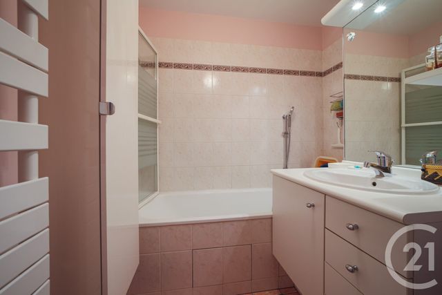 Appartement F2 à vendre - 2 pièces - 47 m2 - Montrouge - 92 - ILE-DE-FRANCE