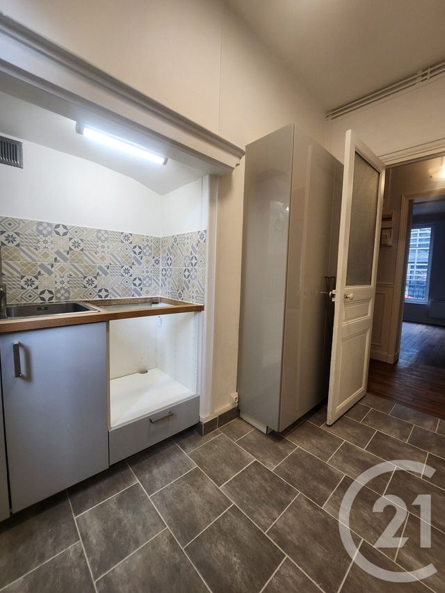 Appartement F3 à louer - 3 pièces - 52,40 m2 - Montrouge - 92 - ILE-DE-FRANCE