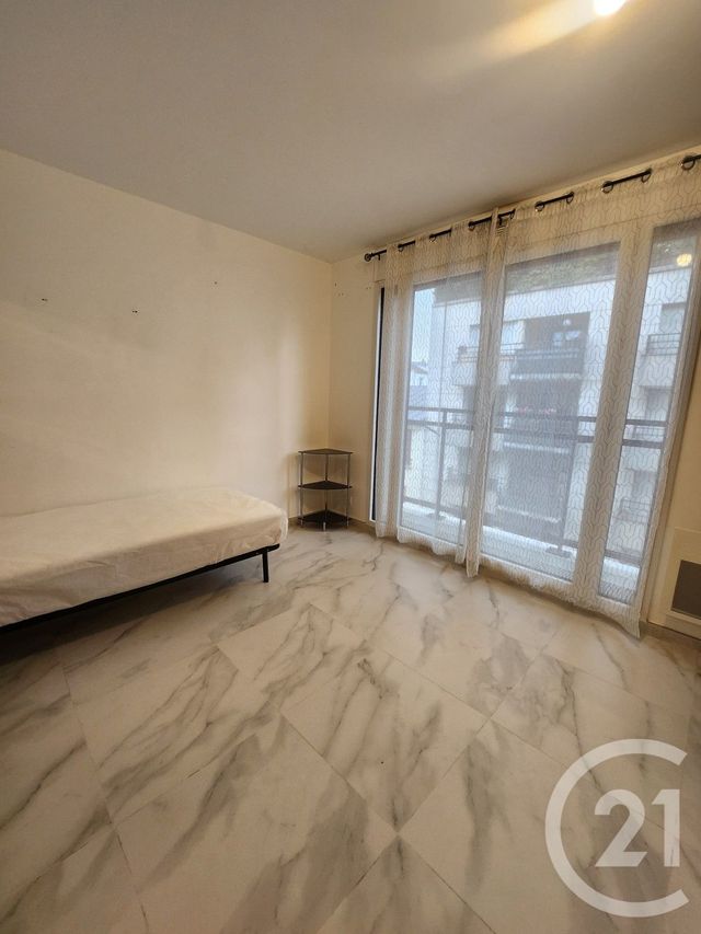 Appartement Studio &agrave; louer - 1 pi&egrave;ce - 25,60 m2 - Montrouge - 92 - ILE-DE-FRANCE