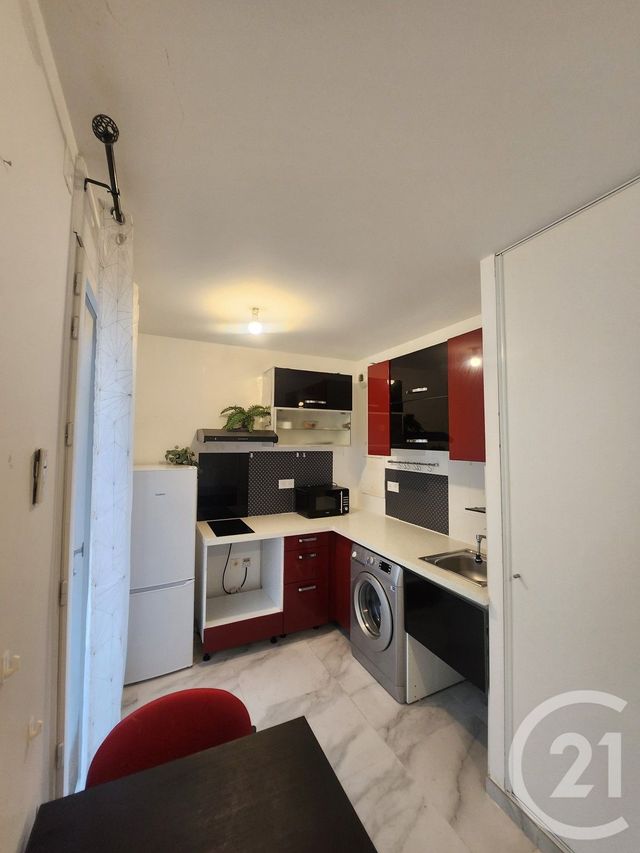 Appartement Studio &agrave; louer - 1 pi&egrave;ce - 25,60 m2 - Montrouge - 92 - ILE-DE-FRANCE