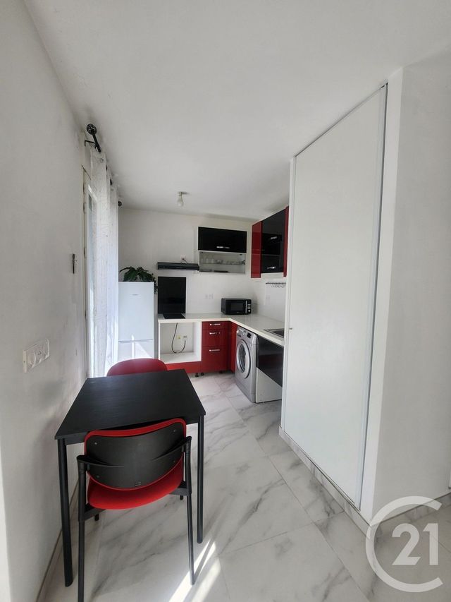 Appartement Studio &agrave; louer - 1 pi&egrave;ce - 25,60 m2 - Montrouge - 92 - ILE-DE-FRANCE