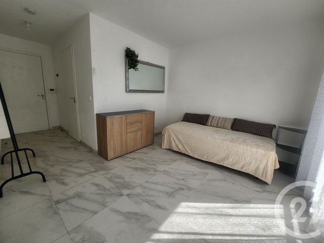 Appartement Studio &agrave; louer - 1 pi&egrave;ce - 25,60 m2 - Montrouge - 92 - ILE-DE-FRANCE