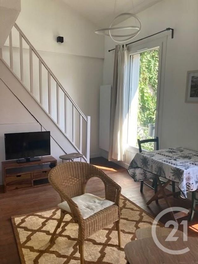 Appartement F2 &agrave; louer - 2 pi&egrave;ces - 32,10 m2 - Montrouge - 92 - ILE-DE-FRANCE
